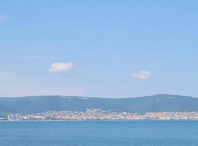 Lejlighed Paradiso, Nessebar, First Line From The Sea